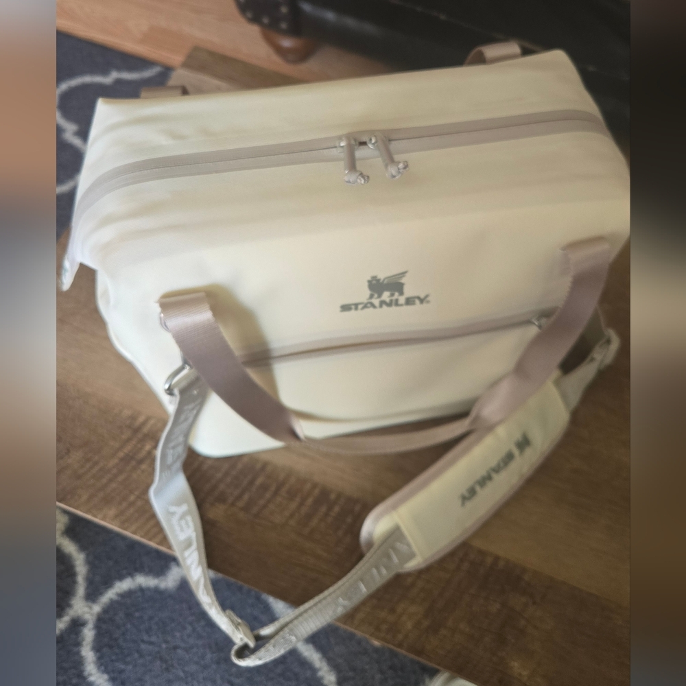 Stanley All Day Julienne Soft Cooler Bag and Lunch Box, Insulated Travel Bag
